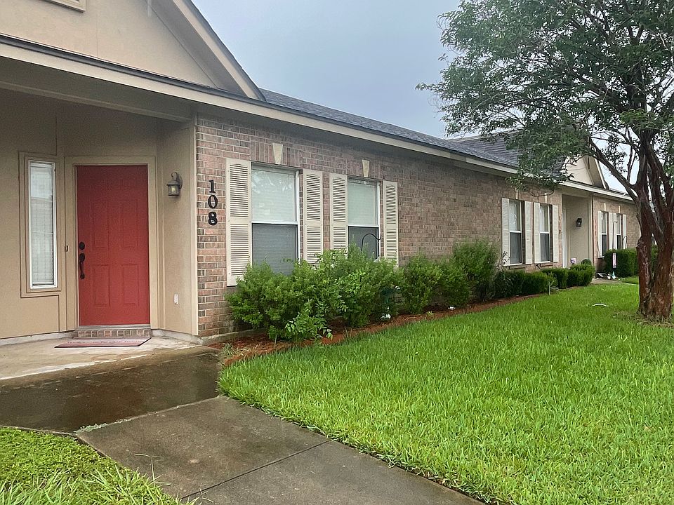 1st image of 108 Versailles St