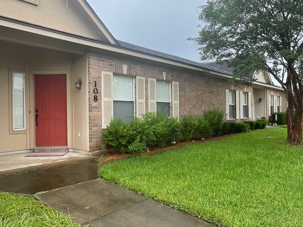 108 Versailles St