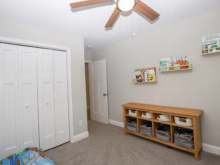 704 Pinecrest St — Photo 30