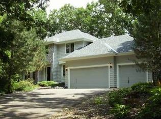 1560 110th Ct W, Inver Grove Heights, MN 55077