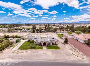 6131 Farm Rd, Las Vegas, NV 89131