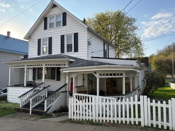 111 Center St #5, Warren, PA 16365