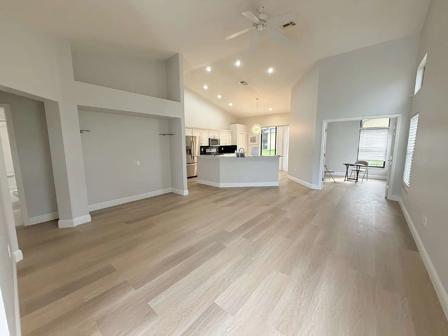 2 bed, 2.0 bath, 1558 sqft, $2,500 — Photo 3