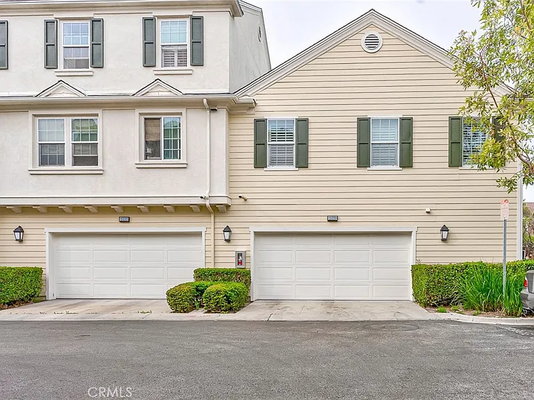 15220 Cambridge St — Photo 34