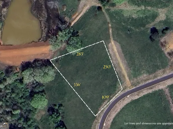 2434 Malcom Estates Dr, Bogart, GA 30622