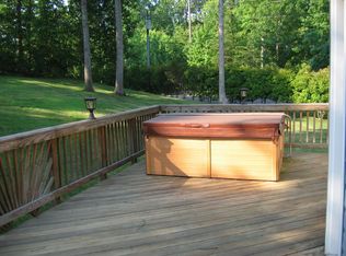 12483 Basswood Dr, Manassas, VA 20112