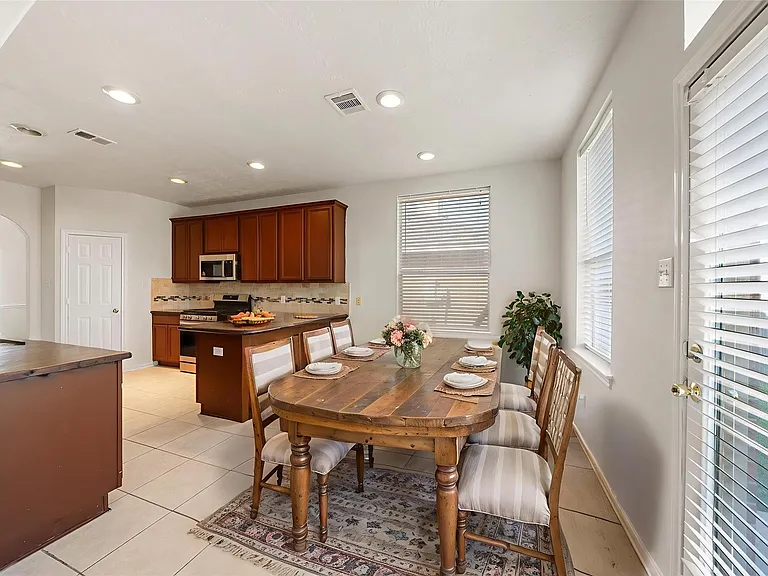 14213 Stone Bluff Ln — Photo 17