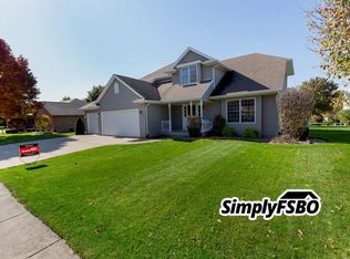 931 Kadel Ct, Geneseo, IL 61254
