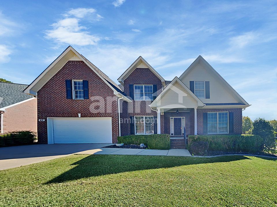 1st image of 402 Carmel Dr