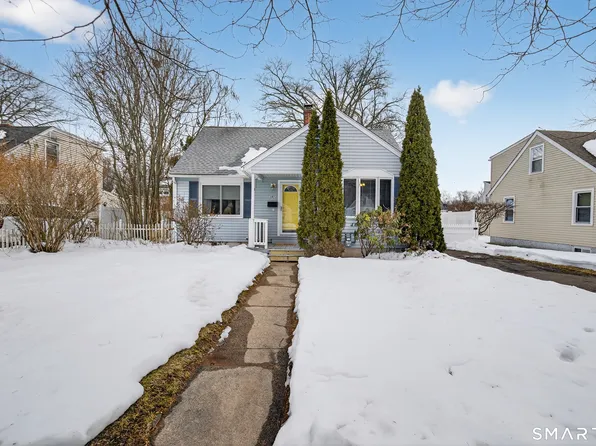 107 Glen View Terrace, New Haven, CT 06515