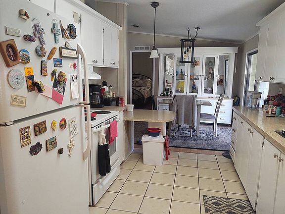2nd image of 129 Sea Fern Dr #26