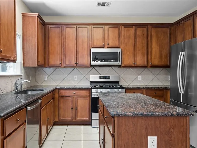 11508 Staked Plains Dr — Photo 13