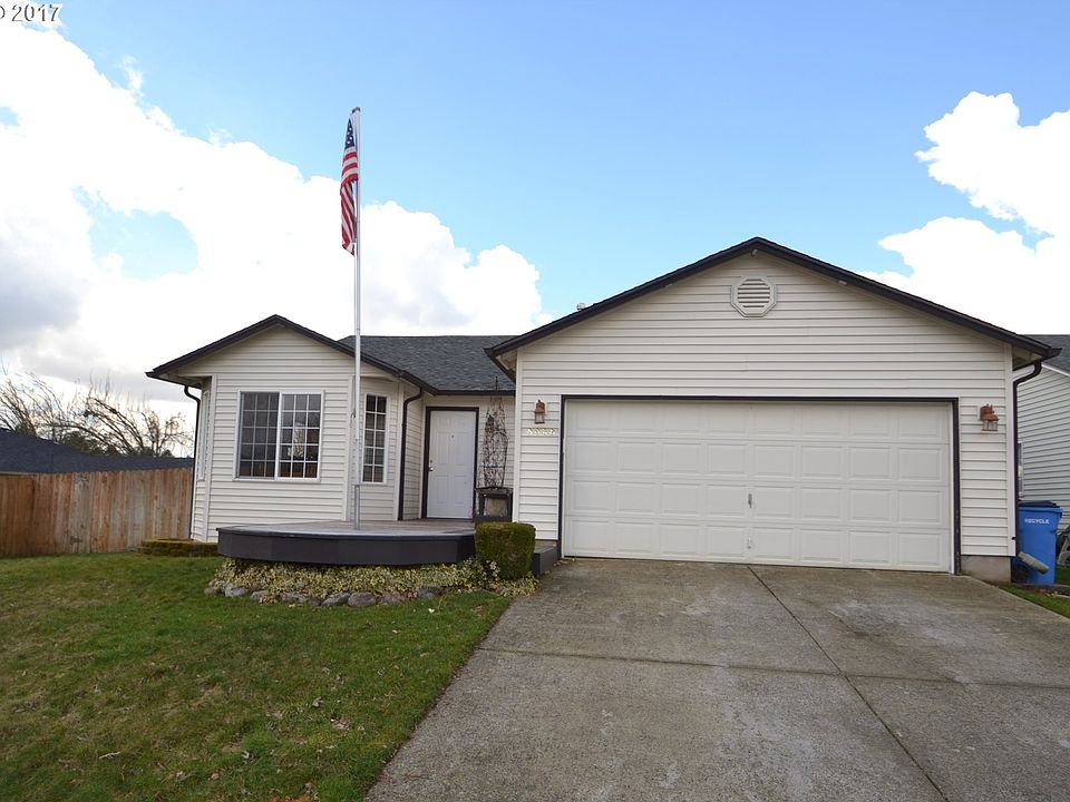1st image of 8808 NE 137th Pl