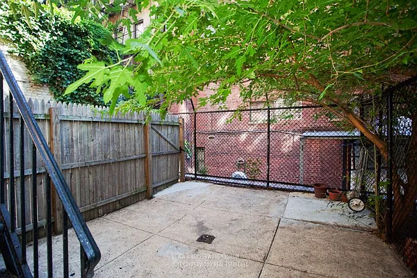 Rented by Copperwood Real Estate | media 9