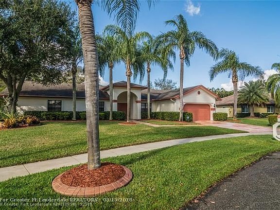 3rd image of 200 NW 204th Ave