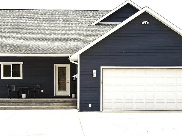 27 Granite Dr, Moorcroft, WY 82721