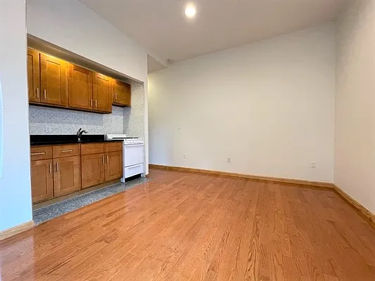 Rented by Best Apartments North Inc | media 15