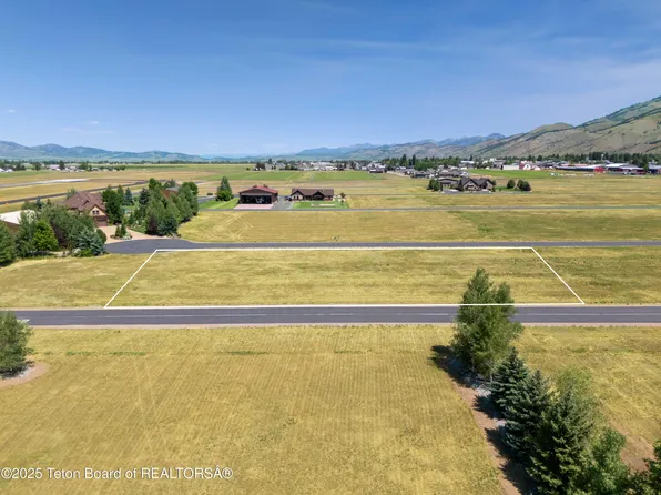 31 Airport Ln, Afton, WY 83110