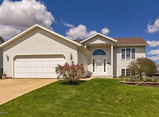 3973 Winesap Dr NW, Rochester, MN 55901