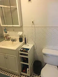 Rented by R New York