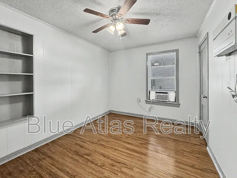 1714 NW Dallas St — Photo 10