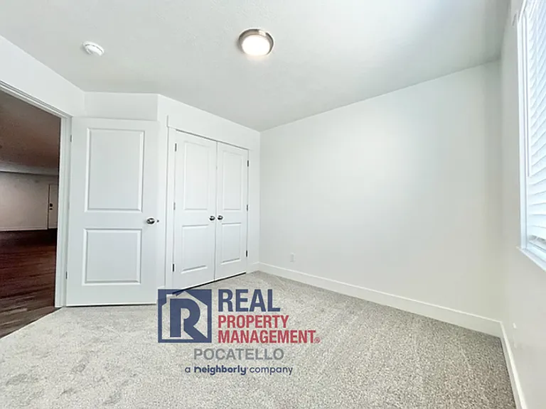 2024 Brock Dr — Photo 13