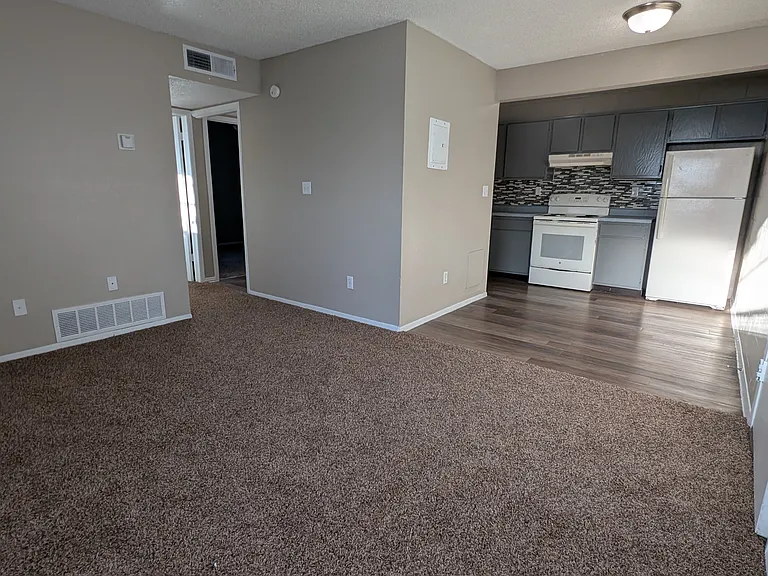 SAN MARCOS APARTMENTS — Photo 19