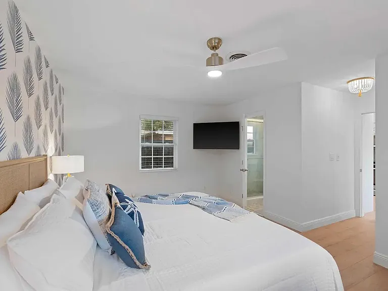 14051 Leeward Way — Photo 21