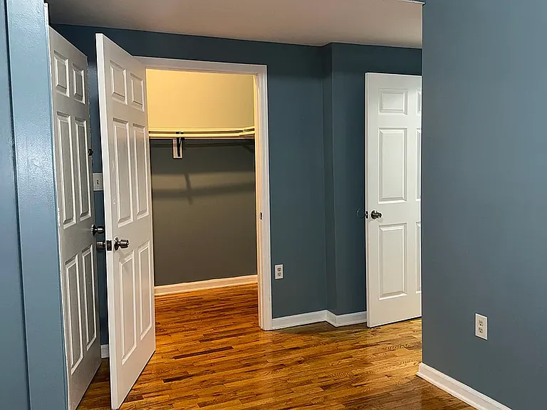 44 Astor St #2 — Photo 2