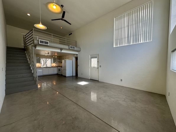 1250 E Manlove St APT 3