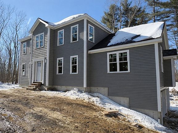 2nd image of 6 Irish Ln