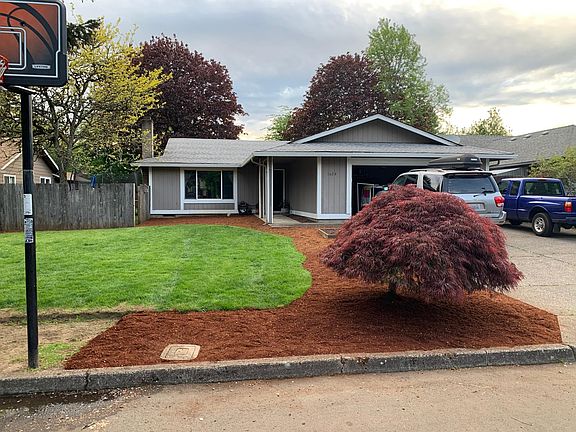 4th image of 1604 SE 141st Ave
