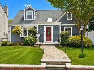 3315 2nd Street, Oceanside, NY 11572