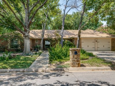 2704 English Chase Ct, Arlington, TX, 76016