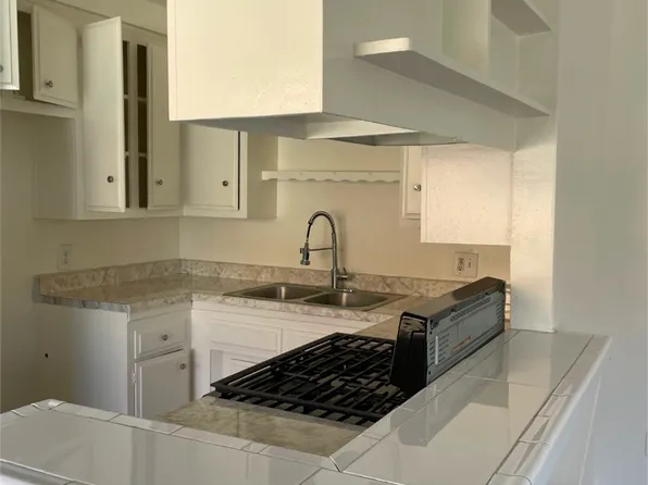930 Broad Ave #6, Wilmington, CA 90744
