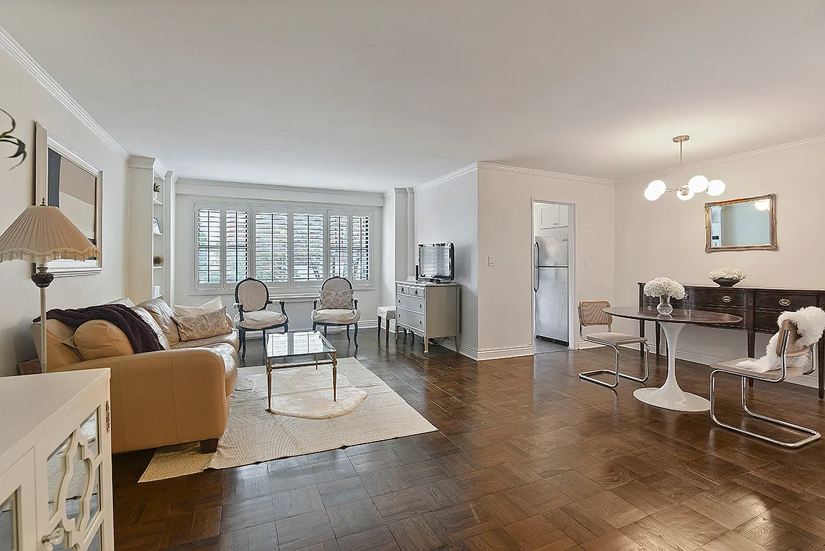 175 East 74th St Unit 2E  