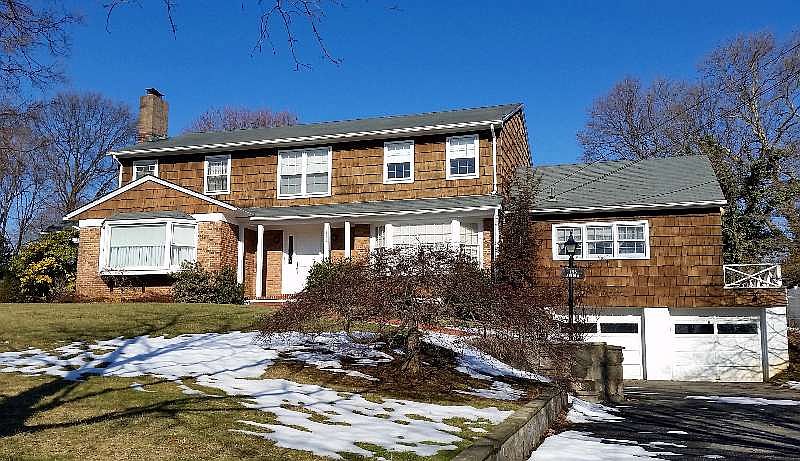 1st image of 145 Cromwell Cir
