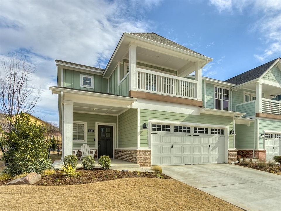 1st image of 636 Harbor Town Dr