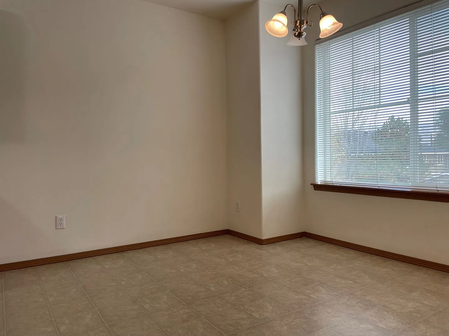 1525map — Photo 4