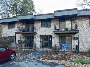 2 Strawberry Bank Rd APT 5, Nashua, NH 03062