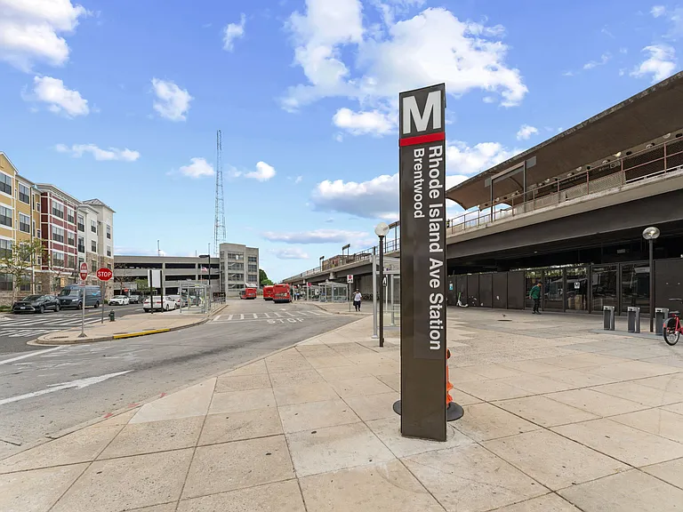Rhode Island Metro red line is only 4/10th of a mile away!