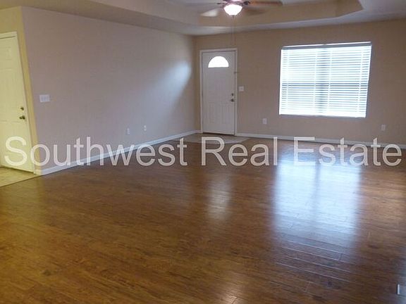 2nd image of 2325 Newman Dr