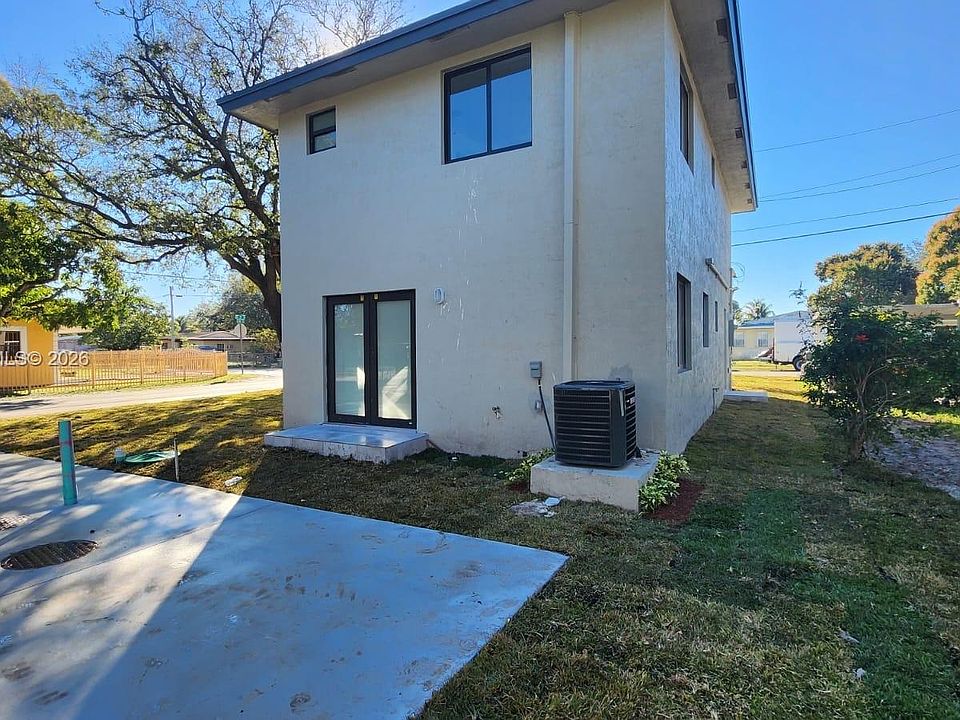 1st image of 2934 NW 44th St
