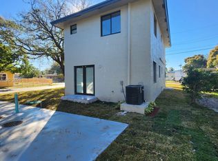 2934 NW 44th St, Miami, FL 33142