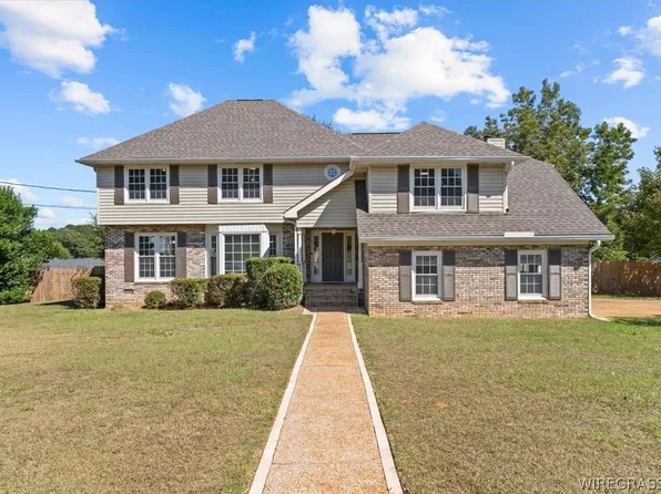 513 E Silver Oak Dr, Enterprise, AL 36330