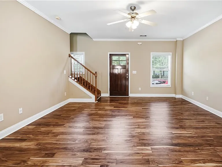 211 Oconee River Cir — Photo 6