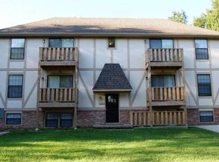 1505 Little Ave APT 7, Grandview, MO 64030