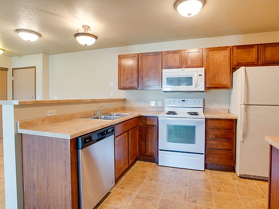 Waterstone Apartments Kitchen