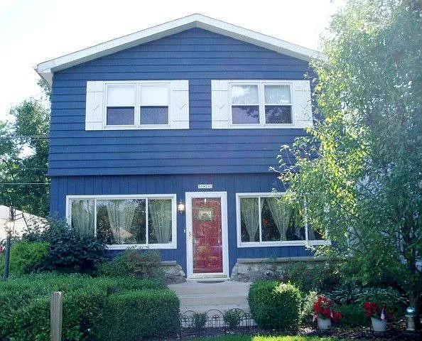 35W293 Lambert Ave photo 1