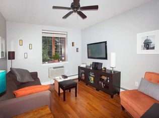 25-25 Newtown Ave #2D, Astoria, NY